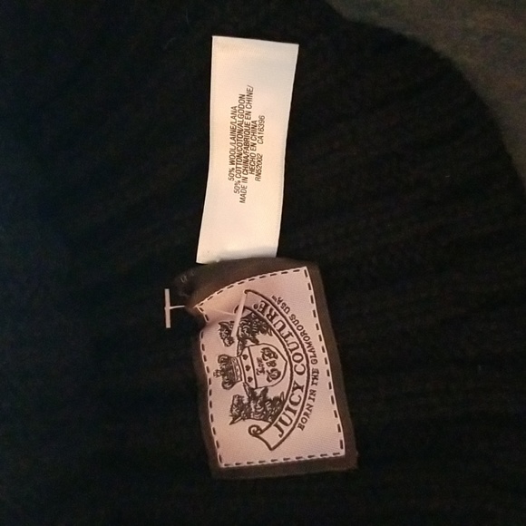JUICY COUTURE Winter Hat - Picture 5 of 7